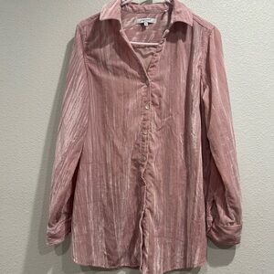 Foxcroft Pink Velvet Colored Long Sleeve Button Down Womens Top size 10